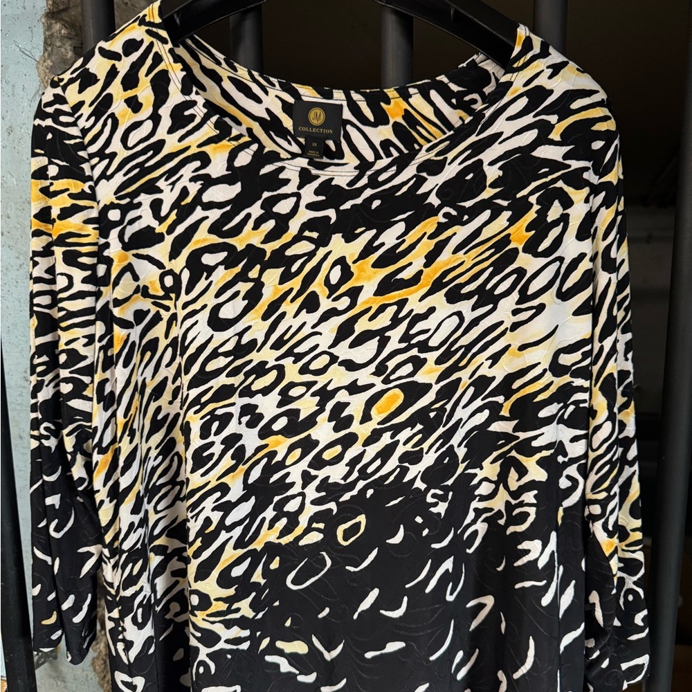Stylish Black and Yellow Women's Top